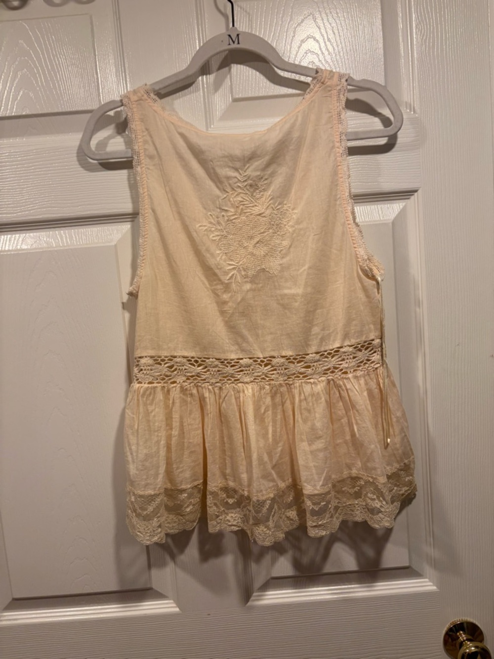 Zara Cream Lace-Trim Sleeveless Blouse - Picture 2 of 3